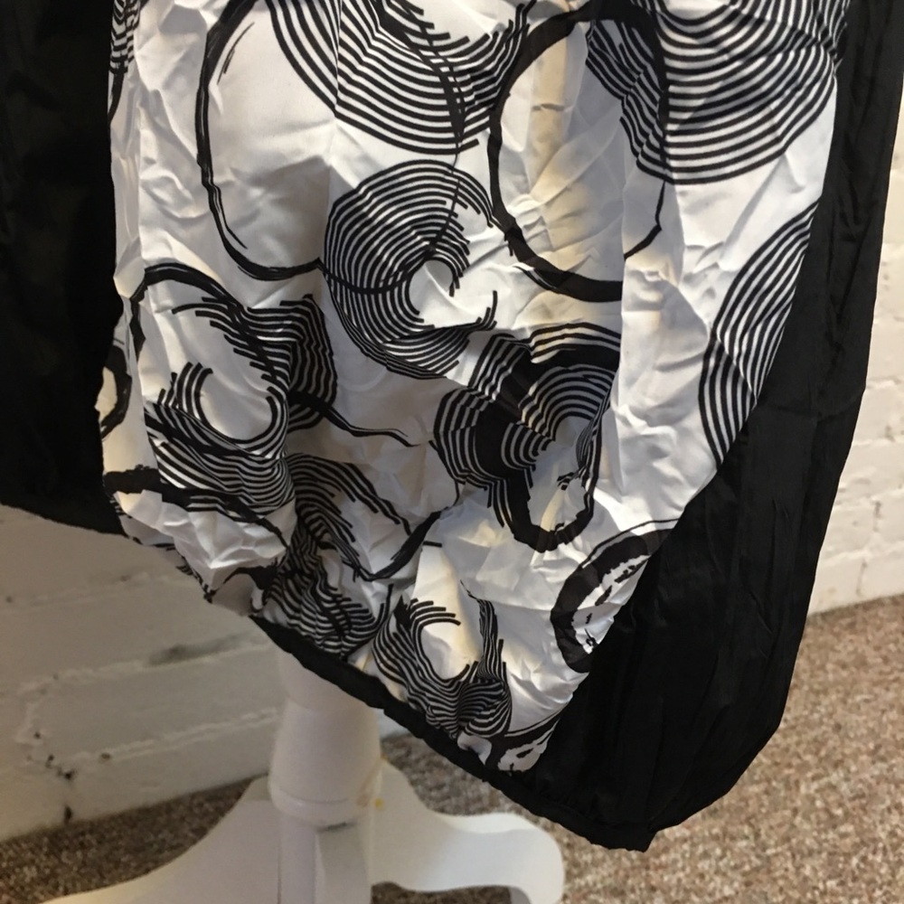 Kozan bubble hem dress graphic print funnel neck small - Picture 7 of 9